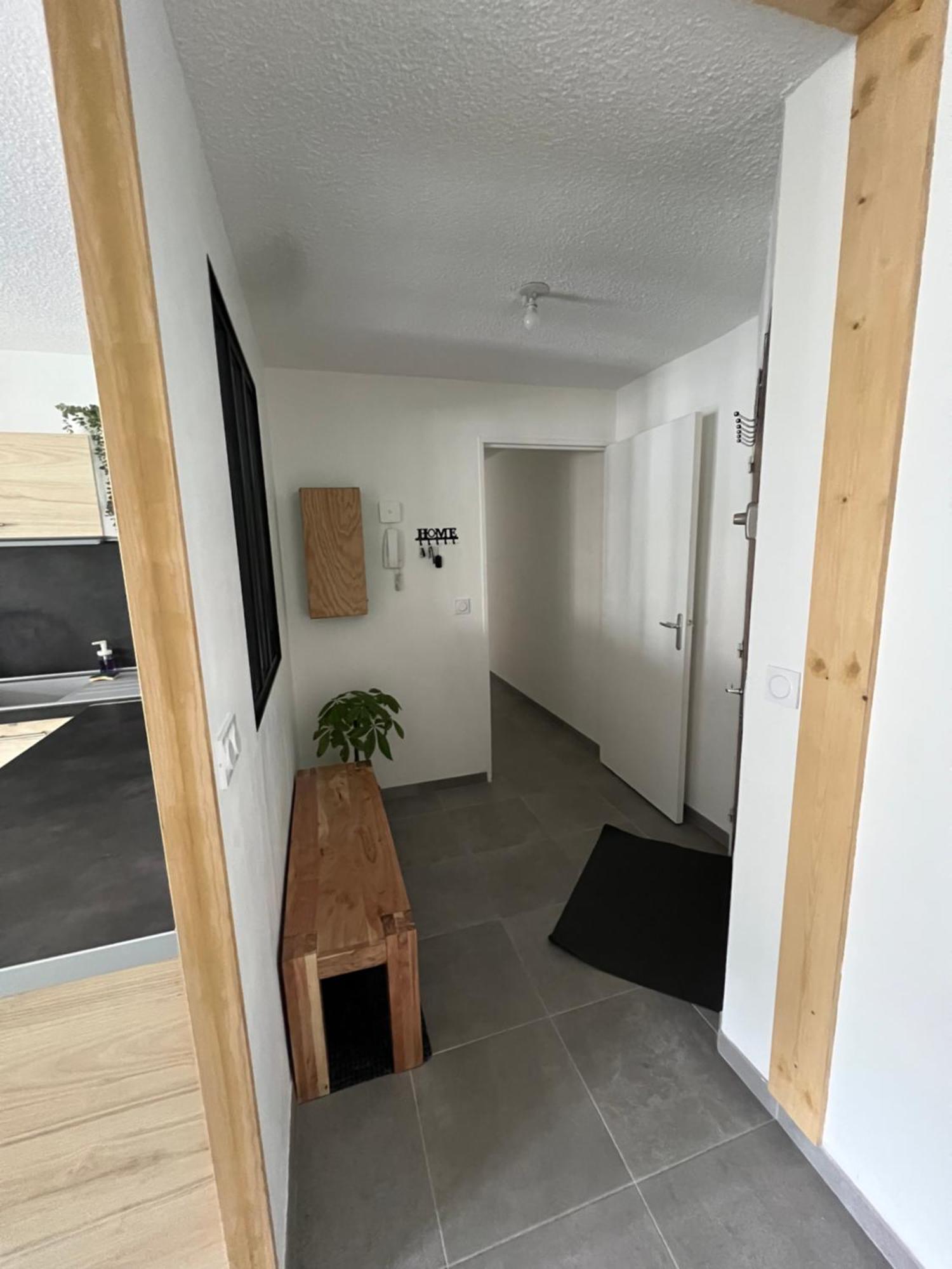 Spacieux Et Confortable - Centre Ville De Briancon - Serre-Chevalier - Garage Et Wifi Kültér fotó